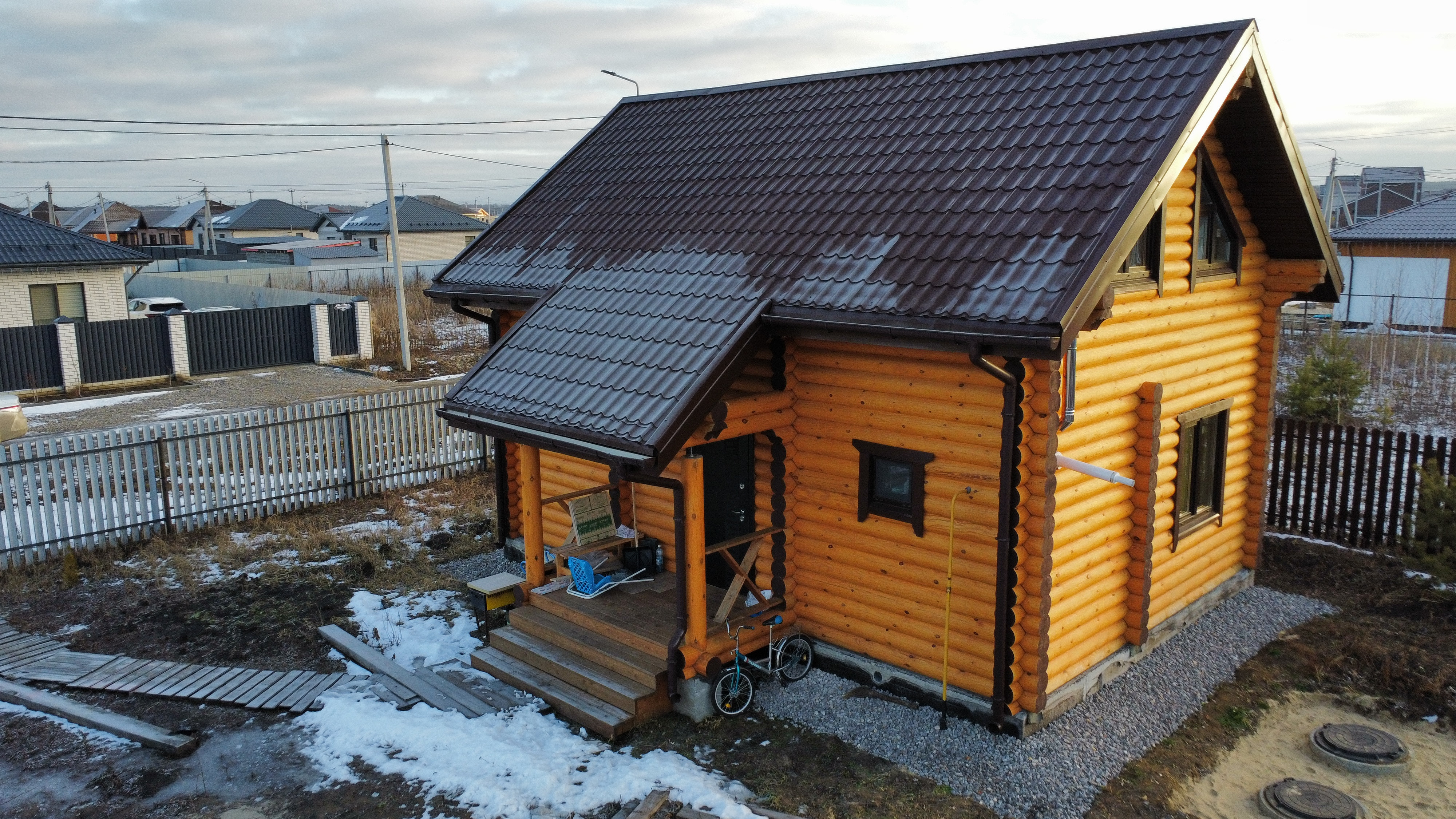 Проект № 1333 г. Тюмень КП Сказка, Ирбитский тракт. Окончание строительства март 2023г 